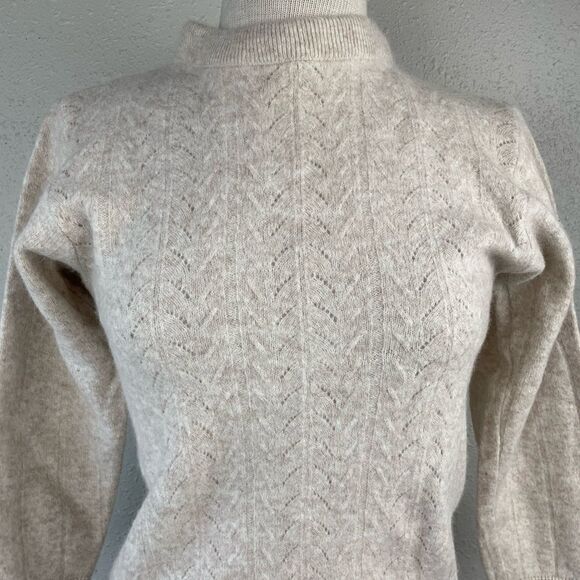 Colonial Concepts Lambswool Sweater Size M EUC - Picture 2 of 7